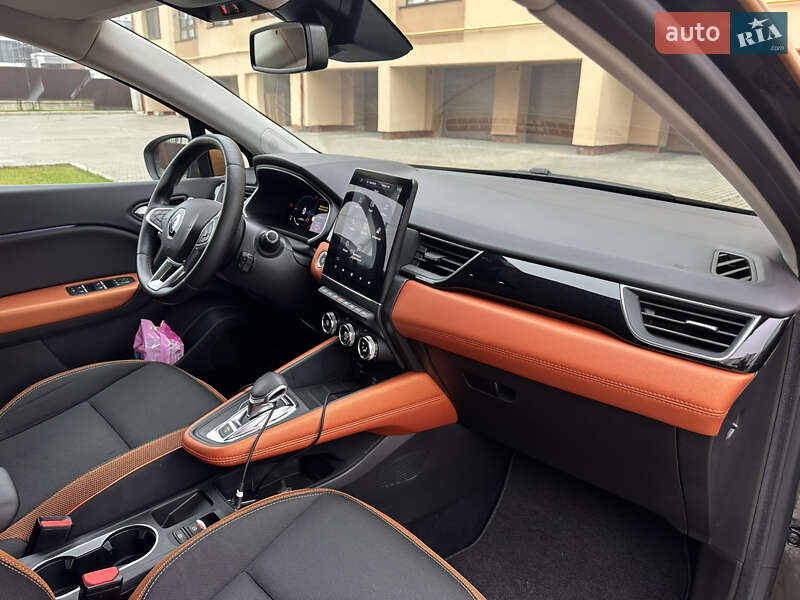 Внедорожник / Кроссовер Renault Captur 2020 в Львове