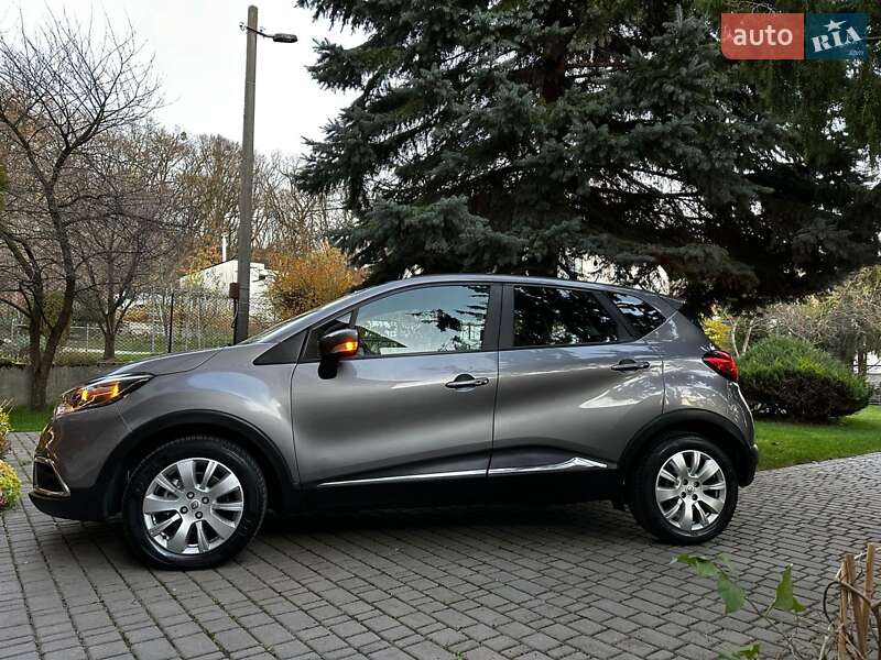 Внедорожник / Кроссовер Renault Captur 2015 в Львове