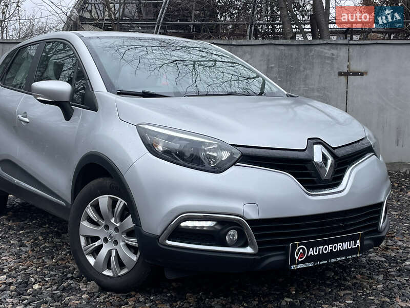 Позашляховик / Кросовер Renault Captur 2014 в Києві