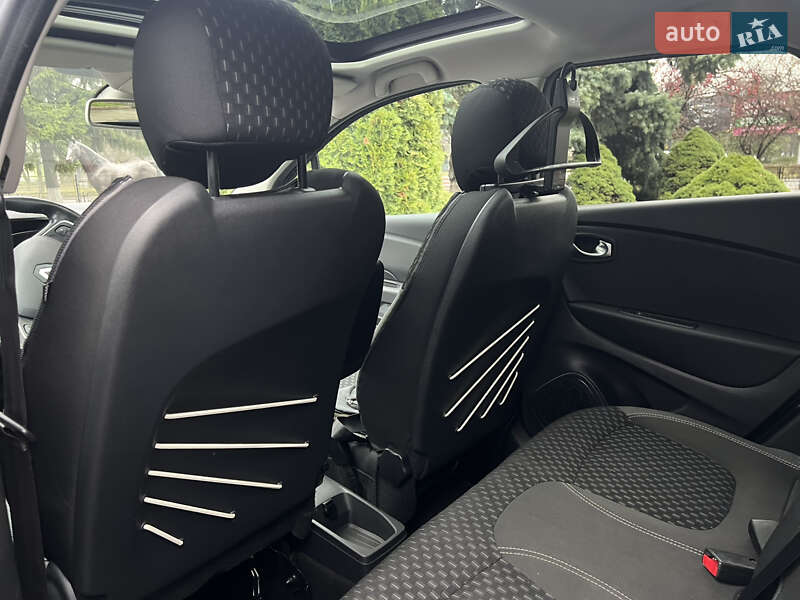 Внедорожник / Кроссовер Renault Captur 2019 в Тернополе