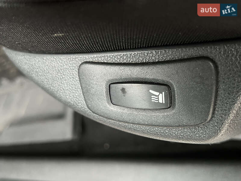 Внедорожник / Кроссовер Renault Captur 2019 в Тернополе