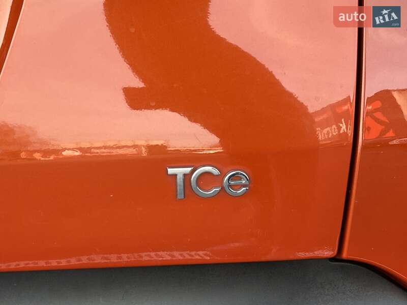 Позашляховик / Кросовер Renault Captur 2014 в Вінниці