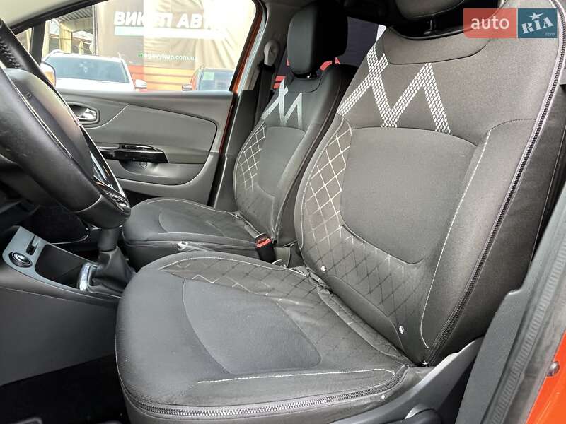 Позашляховик / Кросовер Renault Captur 2014 в Вінниці