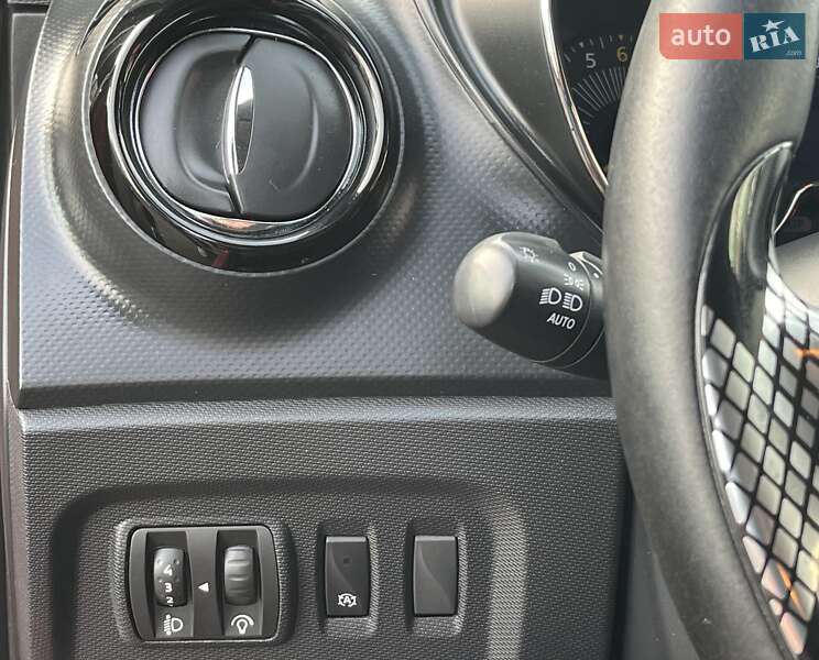 Позашляховик / Кросовер Renault Captur 2014 в Вінниці