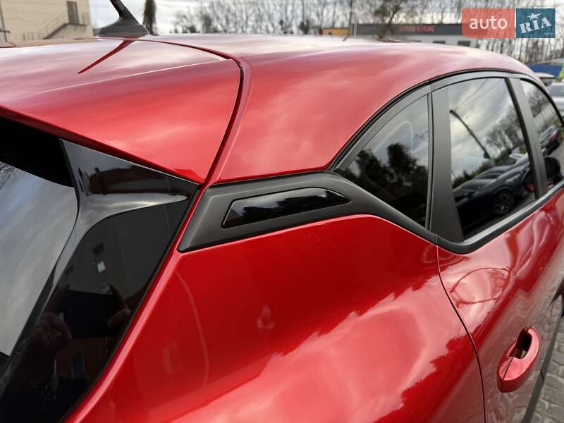 Внедорожник / Кроссовер Renault Captur 2021 в Виннице