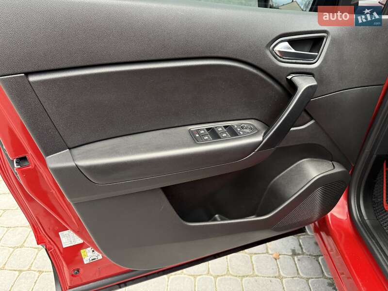 Внедорожник / Кроссовер Renault Captur 2021 в Виннице