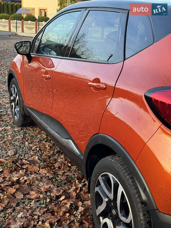 Позашляховик / Кросовер Renault Captur 2015 в Самборі