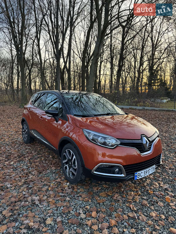 Позашляховик / Кросовер Renault Captur 2015 в Самборі