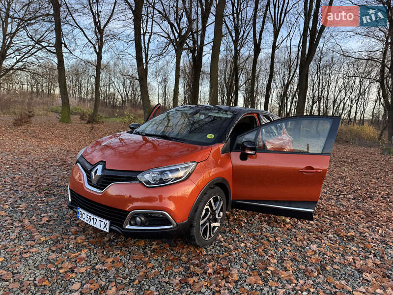 Позашляховик / Кросовер Renault Captur 2015 в Самборі