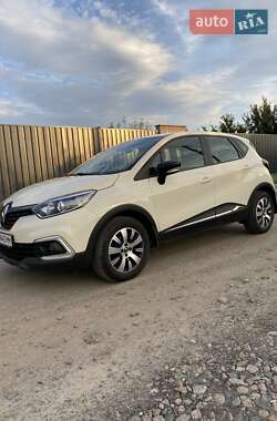 Позашляховик / Кросовер Renault Captur 2019 в Вінниці
