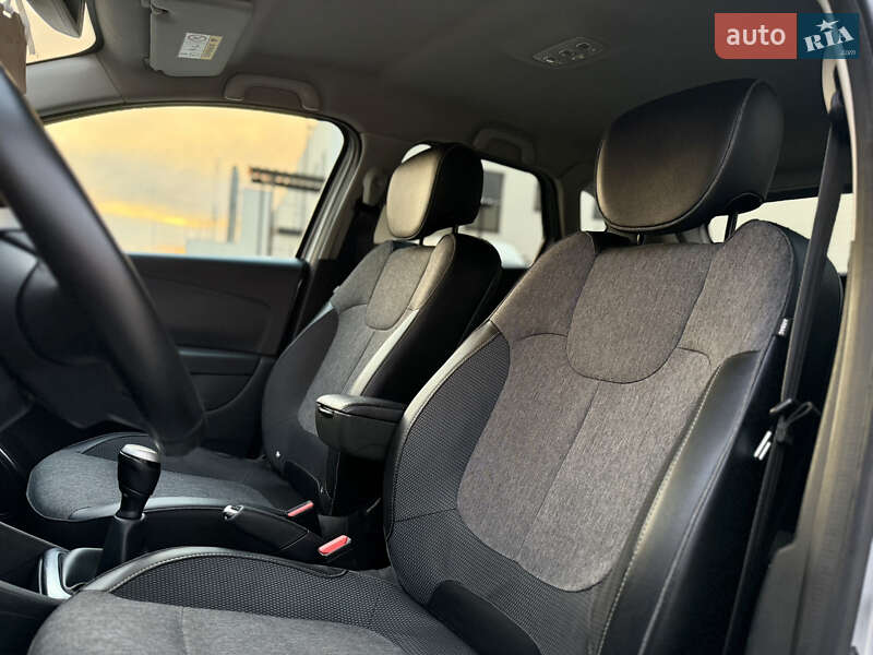 Внедорожник / Кроссовер Renault Captur 2019 в Луцке фото 23 Внедорожник / Кроссовер Renault Captur 2019 в Луцке