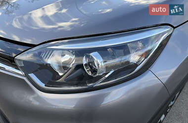 Внедорожник / Кроссовер Renault Captur 2020 в Днепре