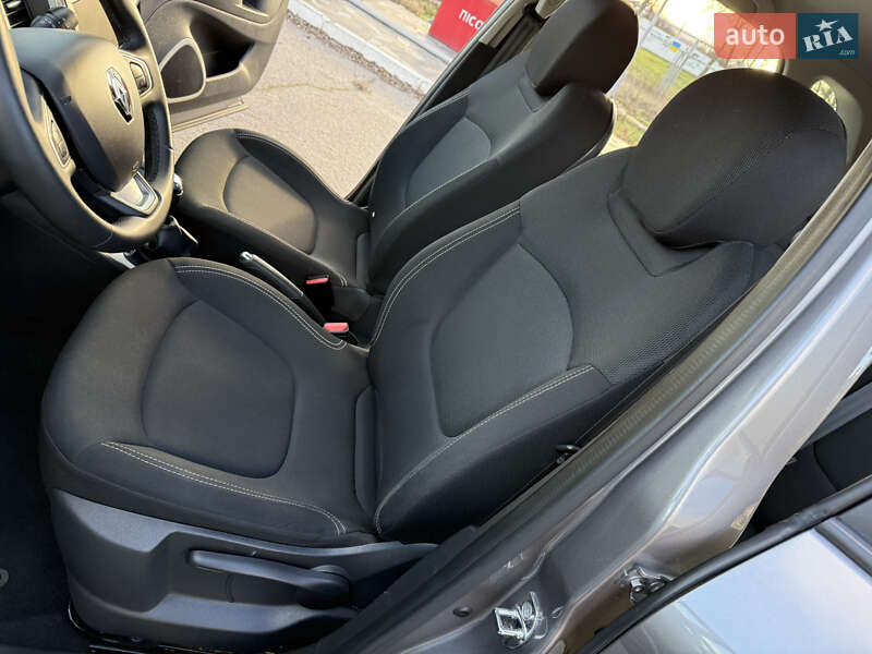 Внедорожник / Кроссовер Renault Captur 2020 в Днепре