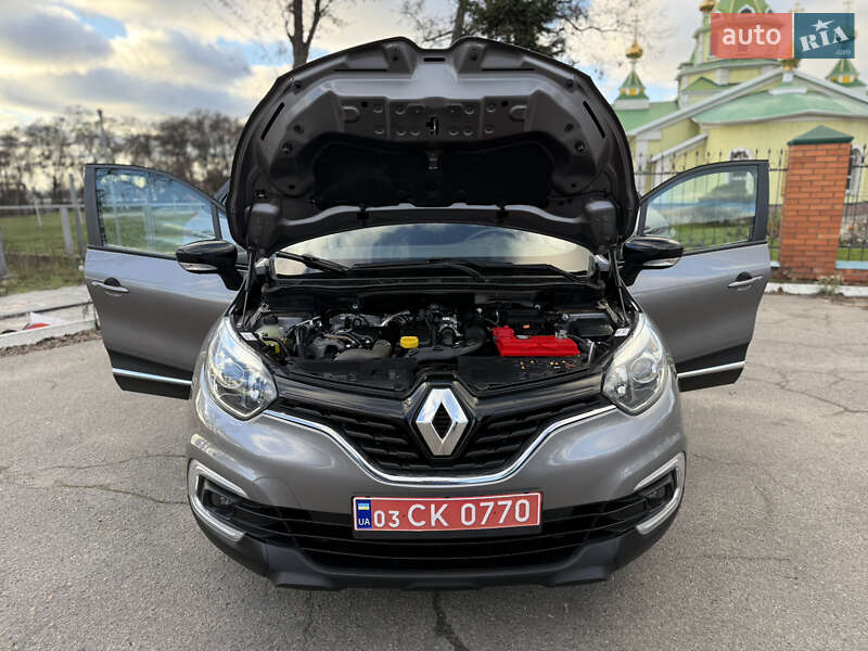 Внедорожник / Кроссовер Renault Captur 2020 в Днепре