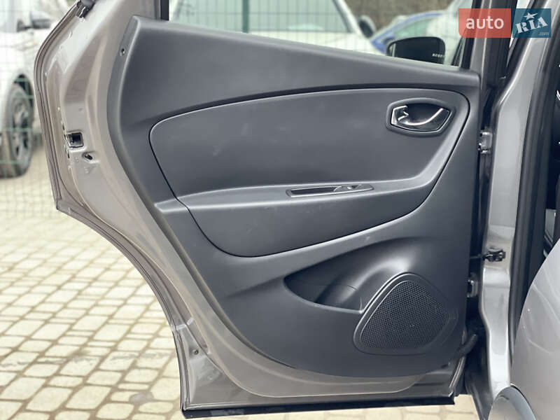 Позашляховик / Кросовер Renault Captur 2013 в Бердичеві фото 29 Позашляховик / Кросовер Renault Captur 2013 в Бердичеві