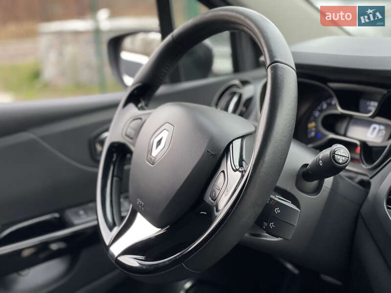 Позашляховик / Кросовер Renault Captur 2013 в Бердичеві фото 39 Позашляховик / Кросовер Renault Captur 2013 в Бердичеві