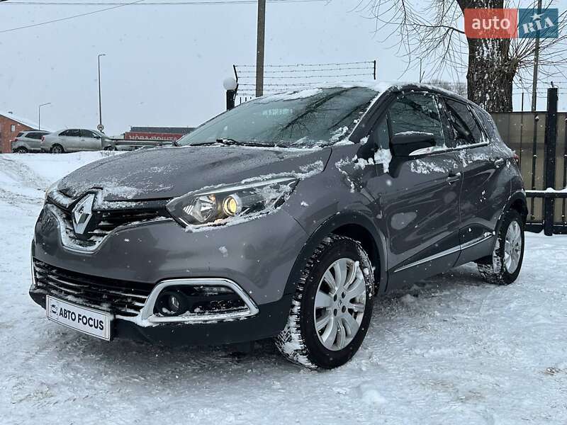 Позашляховик / Кросовер Renault Captur 2016 в Києві фото 3 Позашляховик / Кросовер Renault Captur 2016 в Києві