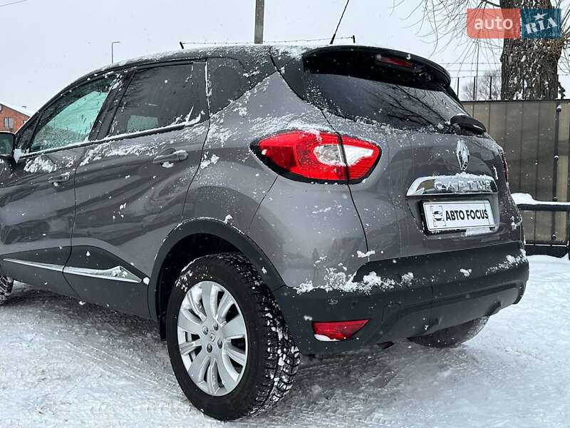 Позашляховик / Кросовер Renault Captur 2016 в Києві фото 8 Позашляховик / Кросовер Renault Captur 2016 в Києві