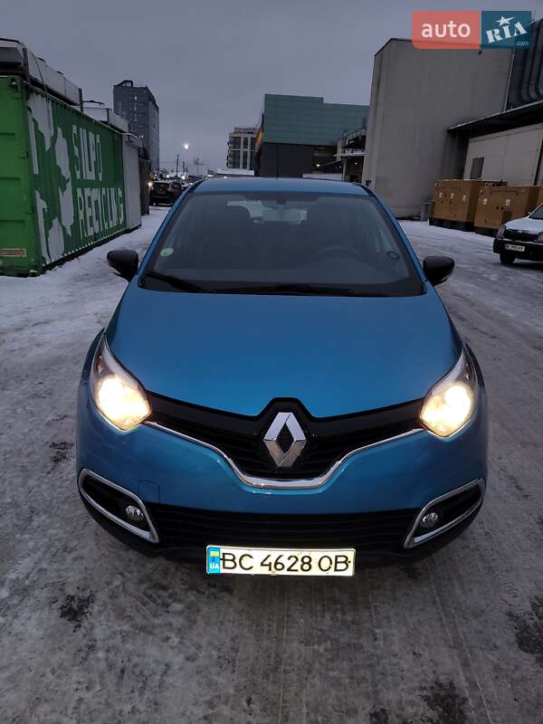 Позашляховик / Кросовер Renault Captur 2017 в Львові