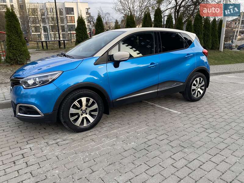 Внедорожник / Кроссовер Renault Captur 2015 в Львове
