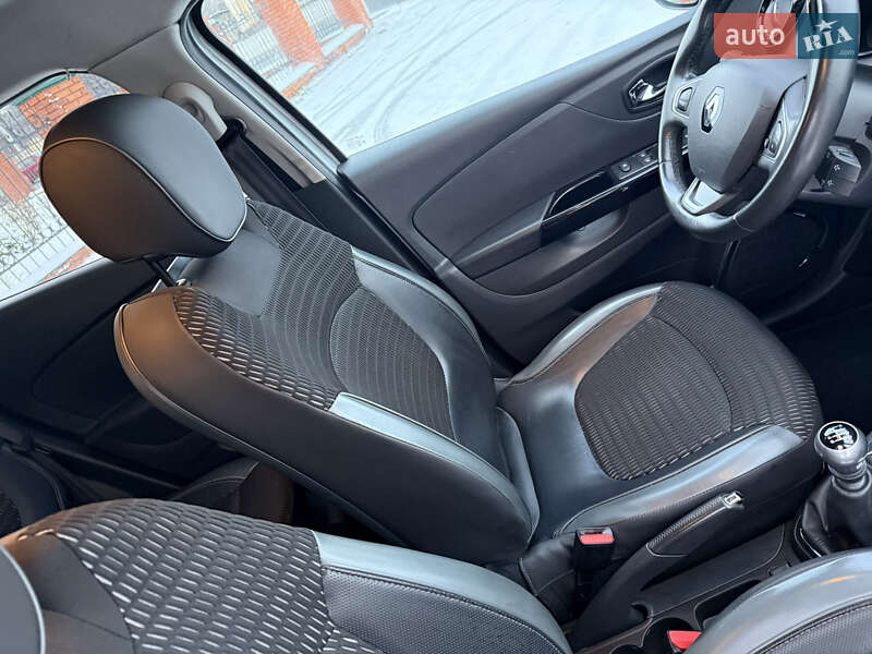 Внедорожник / Кроссовер Renault Captur 2016 в Днепре
