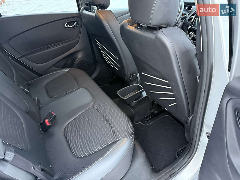 Внедорожник / Кроссовер Renault Captur 2016 в Днепре