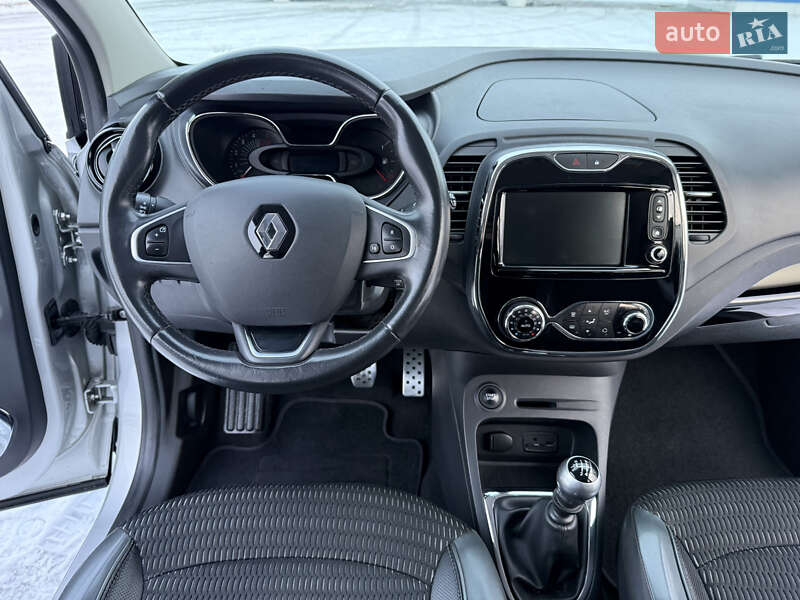 Внедорожник / Кроссовер Renault Captur 2016 в Днепре