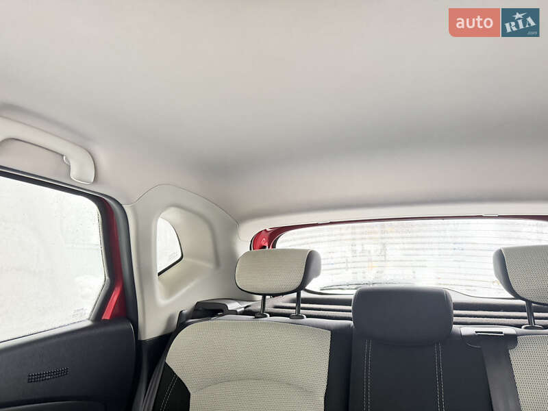 Внедорожник / Кроссовер Renault Captur 2017 в Чернигове