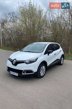Внедорожник / Кроссовер Renault Captur 2015 в Великодолинском