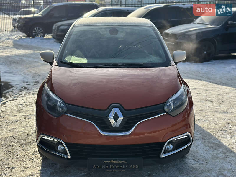 Позашляховик / Кросовер Renault Captur 2015 в Харкові