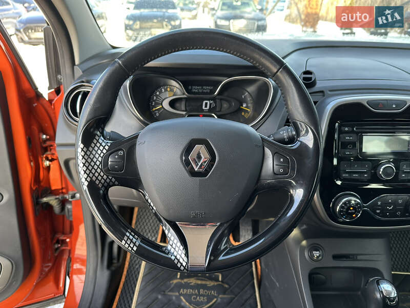 Позашляховик / Кросовер Renault Captur 2015 в Харкові