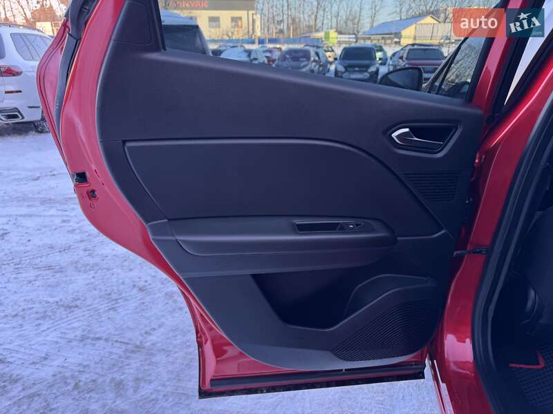 Внедорожник / Кроссовер Renault Captur 2021 в Виннице