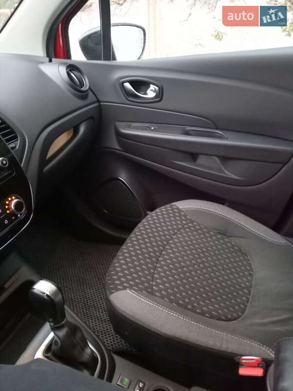 Внедорожник / Кроссовер Renault Captur 2017 в Мостиске фото 15 Внедорожник / Кроссовер Renault Captur 2017 в Мостиске