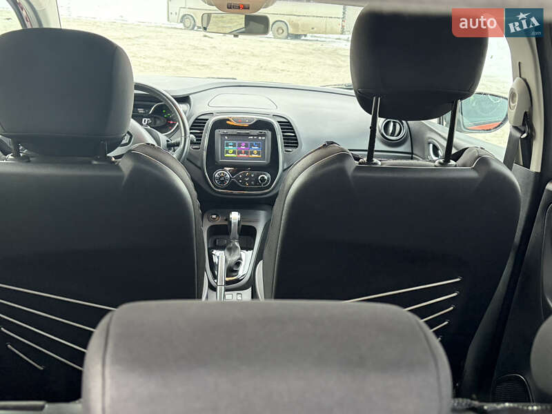 Внедорожник / Кроссовер Renault Captur 2016 в Днепре