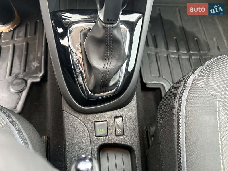 Внедорожник / Кроссовер Renault Captur 2016 в Днепре