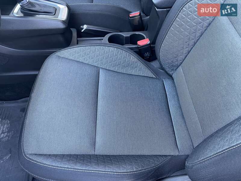 Позашляховик / Кросовер Renault Captur 2021 в Миколаєві