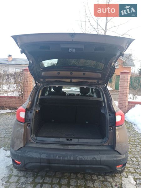 Позашляховик / Кросовер Renault Captur 2015 в Києві