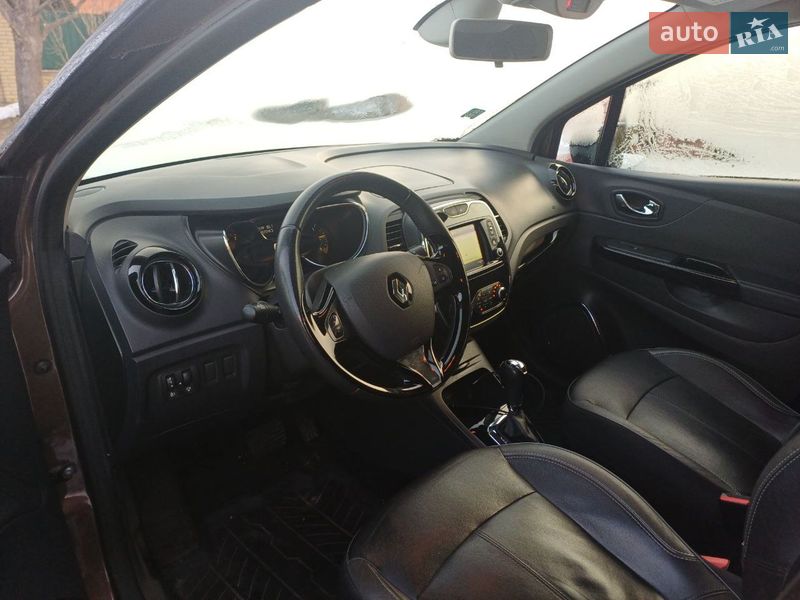Позашляховик / Кросовер Renault Captur 2015 в Києві