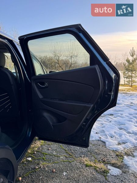 Позашляховик / Кросовер Renault Captur 2018 в Хмельницькому