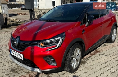 Внедорожник / Кроссовер Renault Captur 2021 в Ивано-Франковске