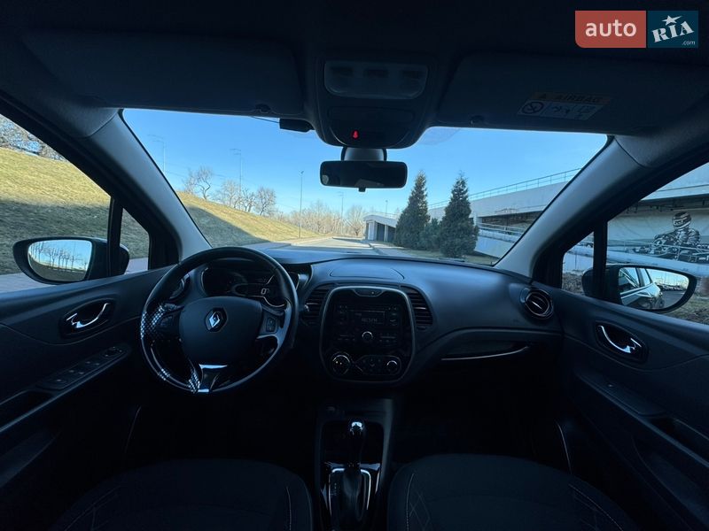 Позашляховик / Кросовер Renault Captur 2015 в Києві