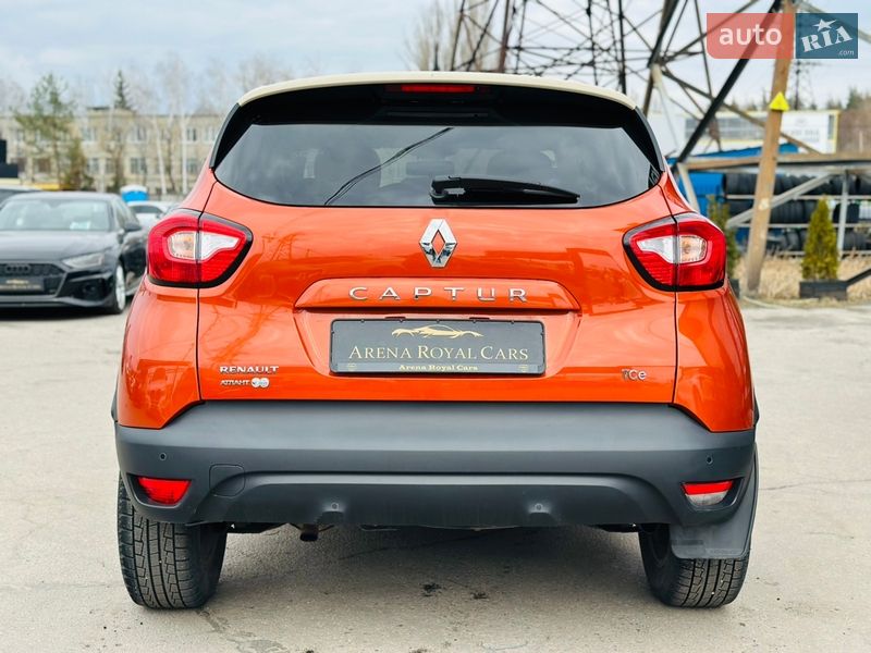 Внедорожник / Кроссовер Renault Captur 2015 в Харькове