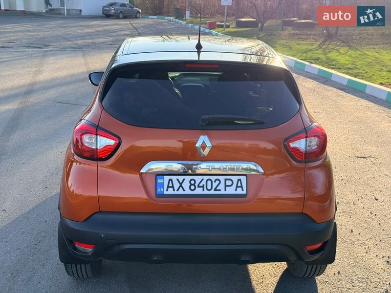 Внедорожник / Кроссовер Renault Captur 2015 в Краснограде