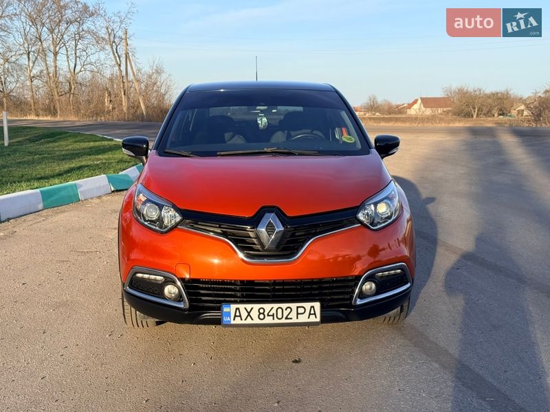 Внедорожник / Кроссовер Renault Captur 2015 в Краснограде
