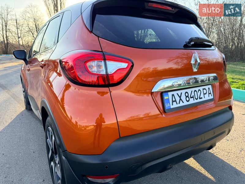 Внедорожник / Кроссовер Renault Captur 2015 в Краснограде