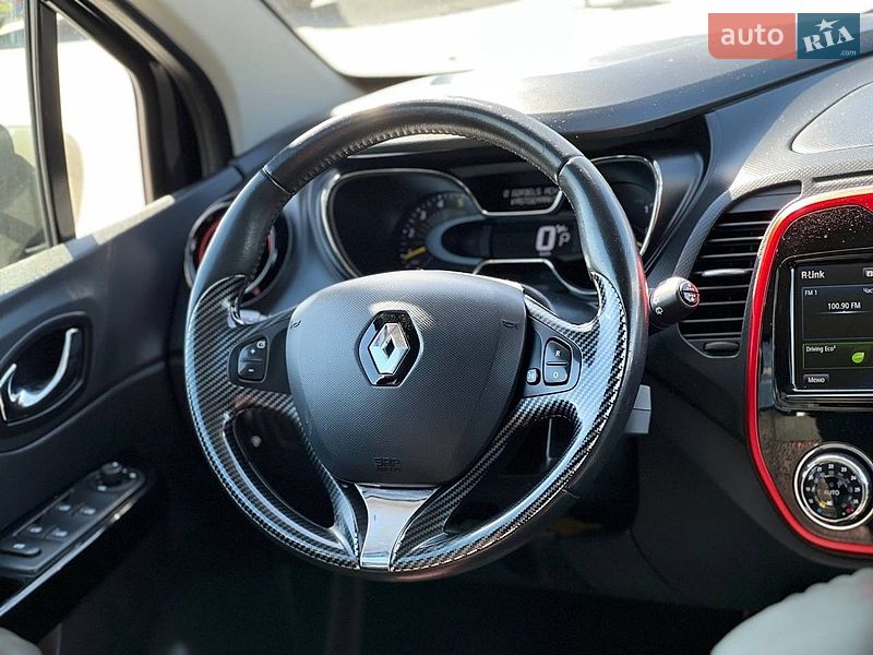 Позашляховик / Кросовер Renault Captur 2015 в Івано-Франківську