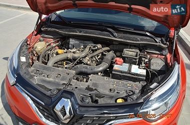 Внедорожник / Кроссовер Renault Captur 2017 в Львове