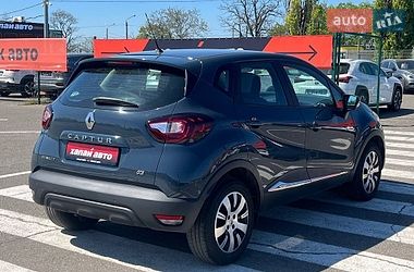 Внедорожник / Кроссовер Renault Captur 2019 в Одессе