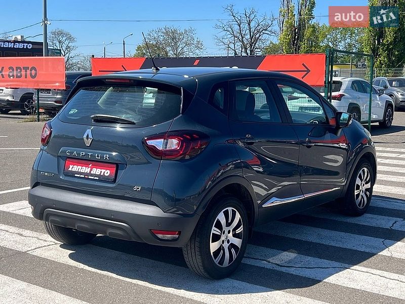 Внедорожник / Кроссовер Renault Captur 2019 в Одессе