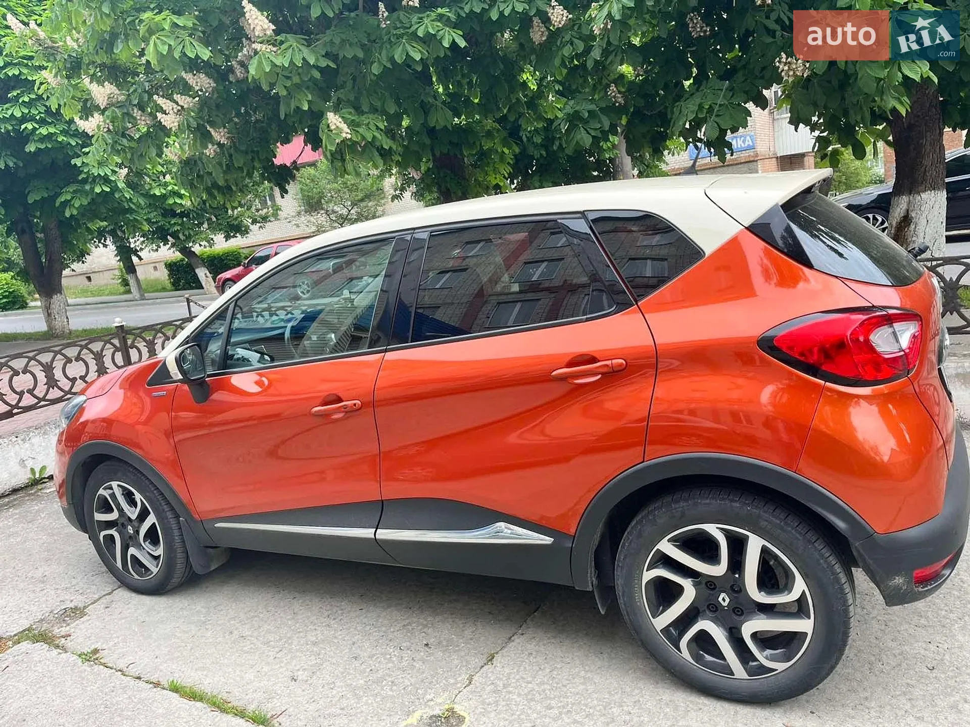 2015 Renault Captur - мініатюра 2